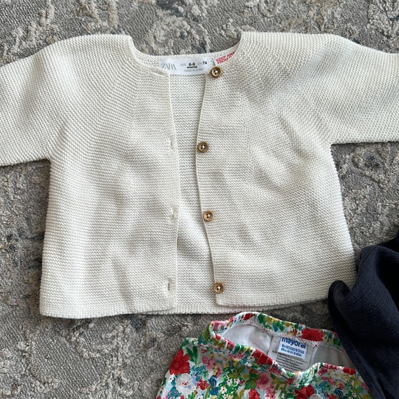 🌟Sold🌟Cardigan Zara, BonTon shirt and Mayoral leggings for 6 months - Picture 5 of 5